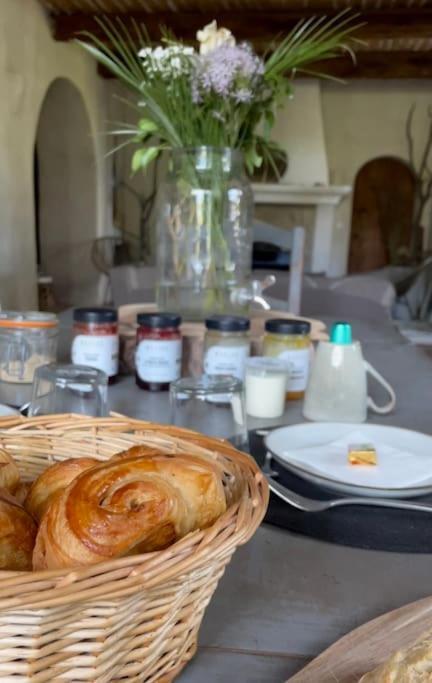 La Bastide Hotel Saint-Julien  ภายนอก รูปภาพ