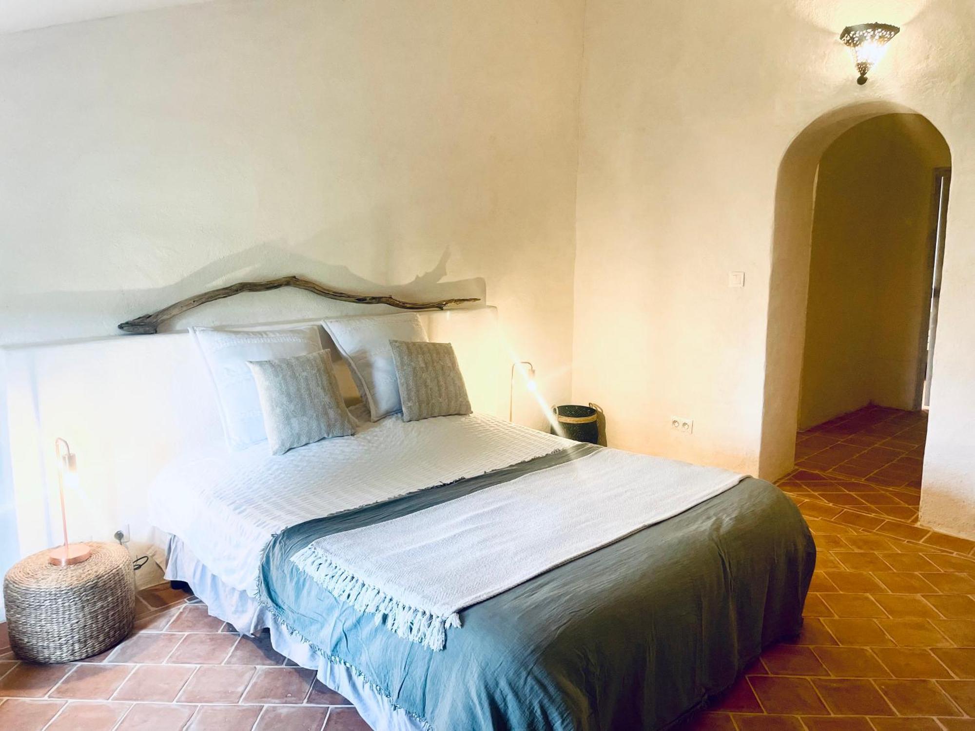 La Bastide Hotel Saint-Julien  ภายนอก รูปภาพ